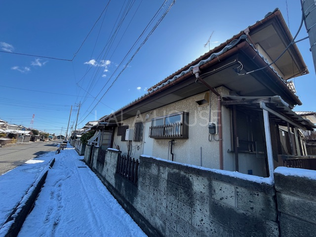 �O�ʓ��H�܂ތ��n�ʐ^ -