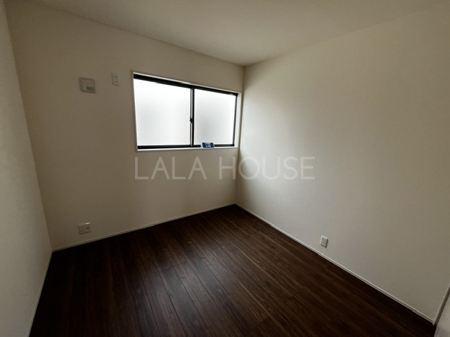 �m�� -