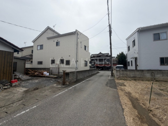 �O�ʓ��H�܂ތ��n�ʐ^ -