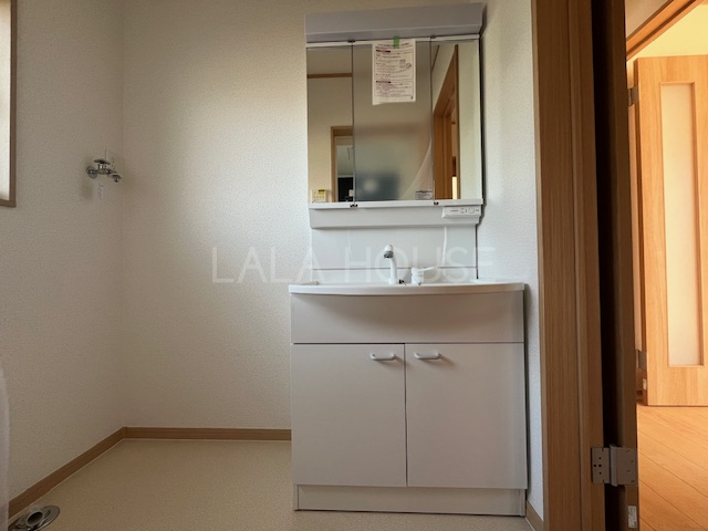 ���ʑ�E���ʏ� -