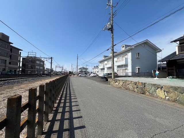 �O�ʓ��H�܂ތ��n�ʐ^ -