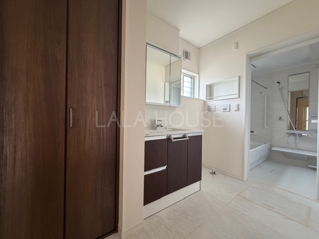 ���ʑ�E���ʏ� -