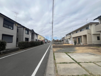 �O�ʓ��H�܂ތ��n�ʐ^ -