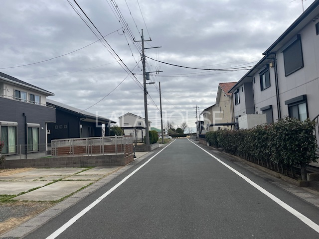 �O�ʓ��H�܂ތ��n�ʐ^ -