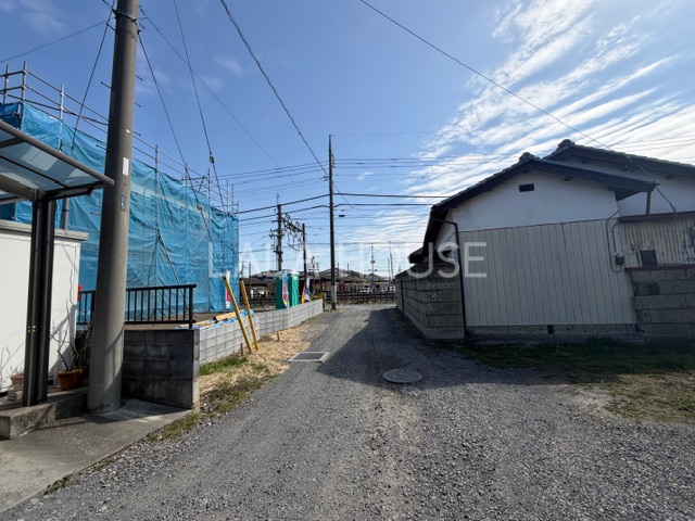 �O�ʓ��H�܂ތ��n�ʐ^ 26.3.15�B�e���c
���C�y�ɂ��₢���킹����������