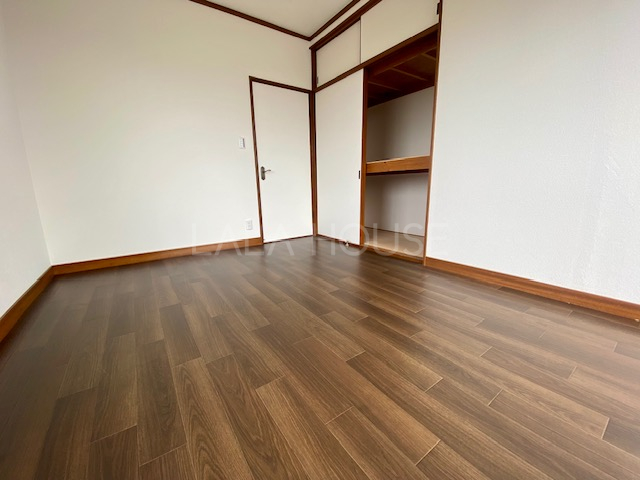 �m�� -
