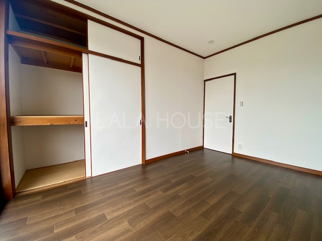 �m�� -
