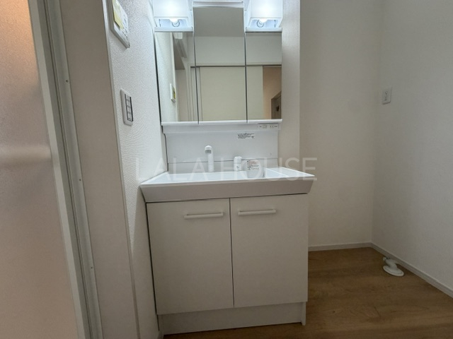 ���ʑ�E���ʏ� -