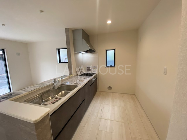 �L�b�`�� -