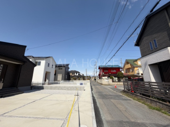 �O�ʓ��H�܂ތ��n�ʐ^ �ՐÂȏZ��X