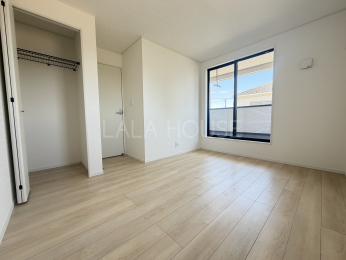�m�� -