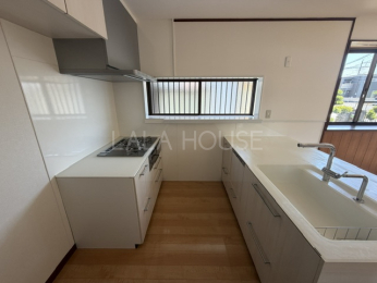 �L�b�`�� -
