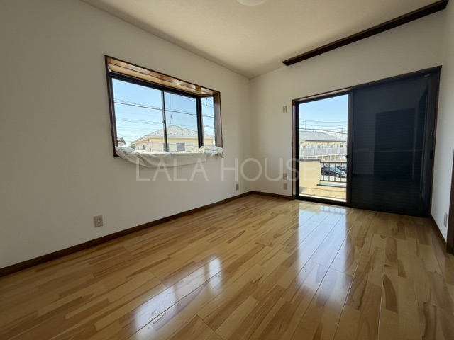 �m�� -