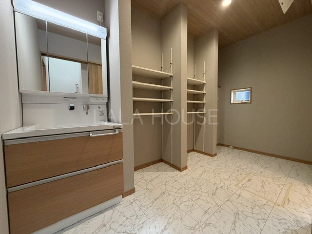 ���ʑ�E���ʏ� -