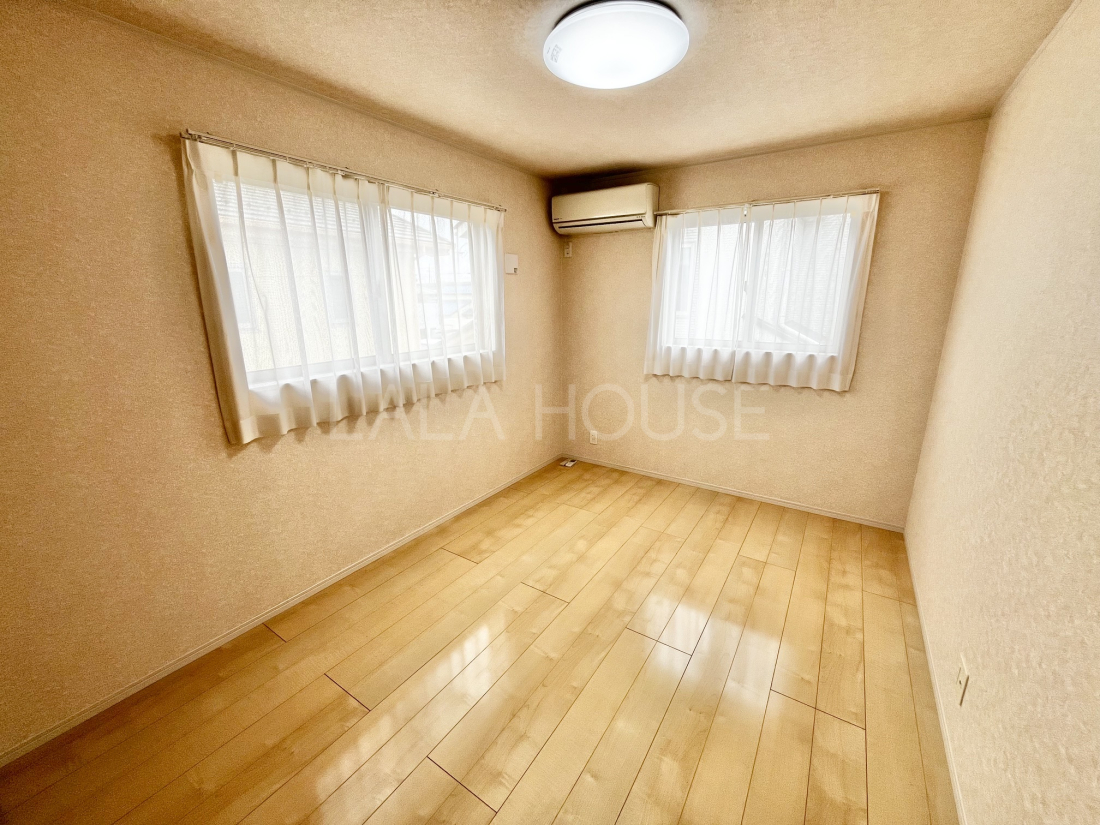 �m�� -