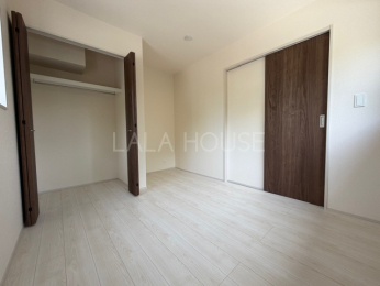 �m�� -