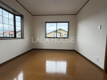 �m�� -