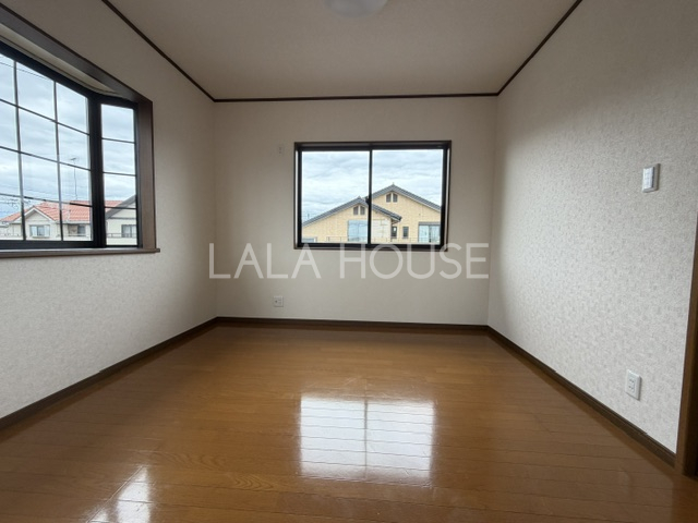 �m�� -