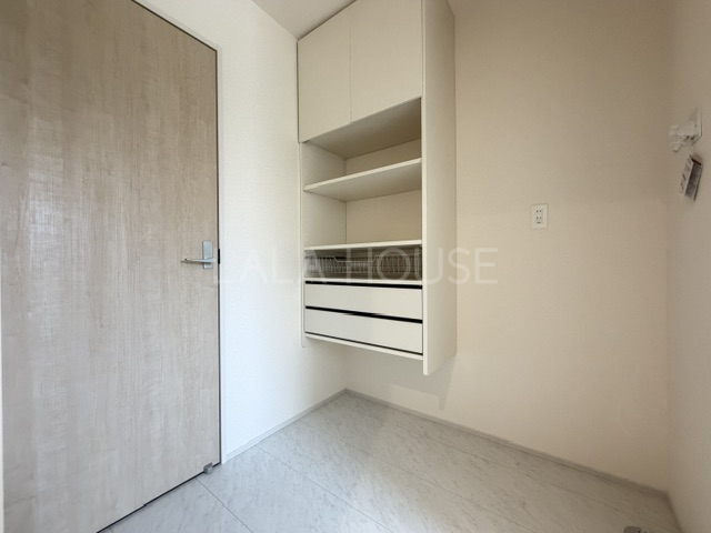 ���ʑ�E���ʏ� -