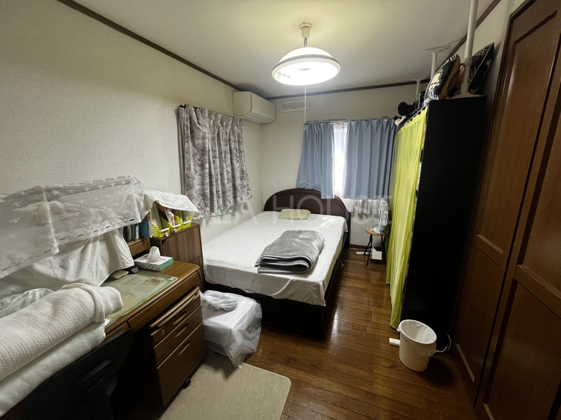 �m�� -