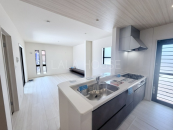 �L�b�`�� -