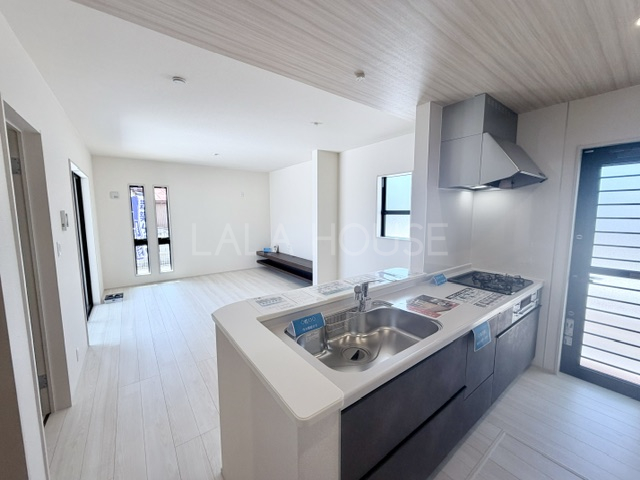 �L�b�`�� -