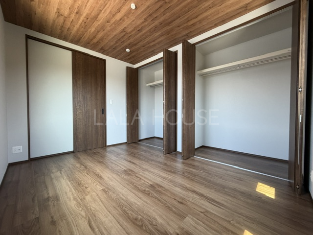 �m�� �m���B