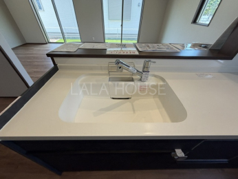 �L�b�`�� �茳�������ɂ����J�E���^�[�L�b�`��