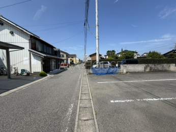 �O�ʓ��H�܂ތ��n�ʐ^ 26.8.24�B�e�����t�H�[���H����