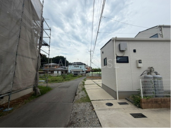 �O�ʓ��H�܂ތ��n�ʐ^ -