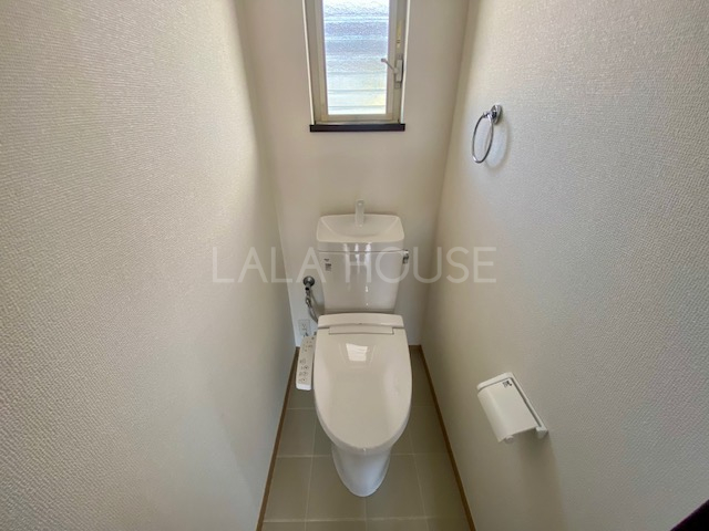 �g�C�� 2F�����