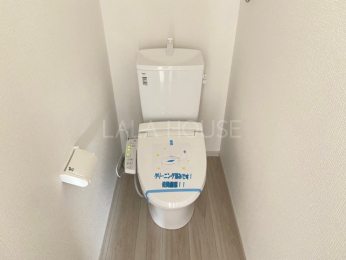 �g�C�� 2F�����