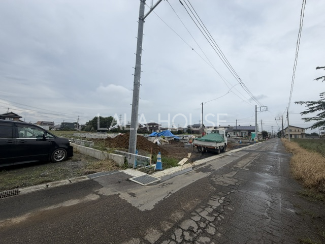 �O�ʓ��H�܂ތ��n�ʐ^ 2026.9.28�B�e��
���C�y�ɂ��₢���킹����������