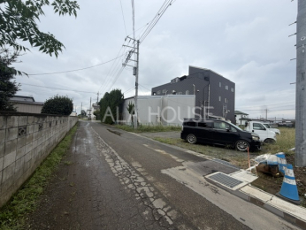 �O�ʓ��H�܂ތ��n�ʐ^ 2026.9.28�B�e��
���C�y�ɂ��₢���킹����������