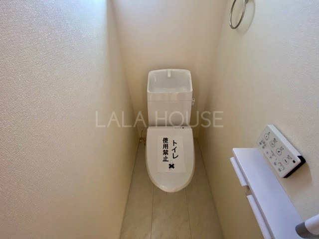 �g�C�� 2F�����