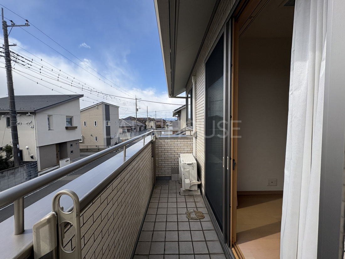 oRj[ -