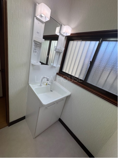 ���ʑ�E���ʏ� -